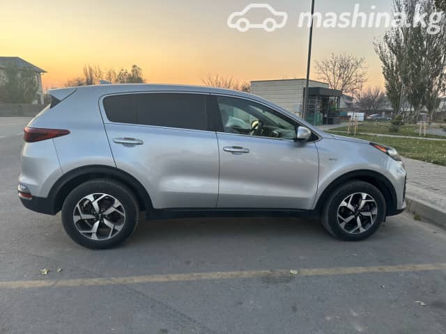Kia Sportage IV Рестайлинг 2.4 AT