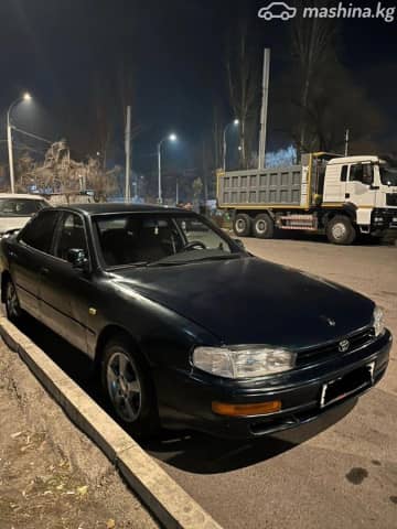 Toyota Camry III (XV10) 2.2 AT