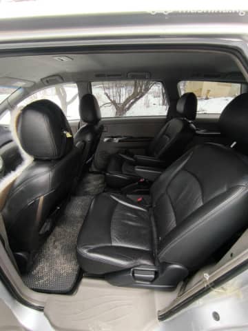 Mitsubishi Grandis 2.4 AT