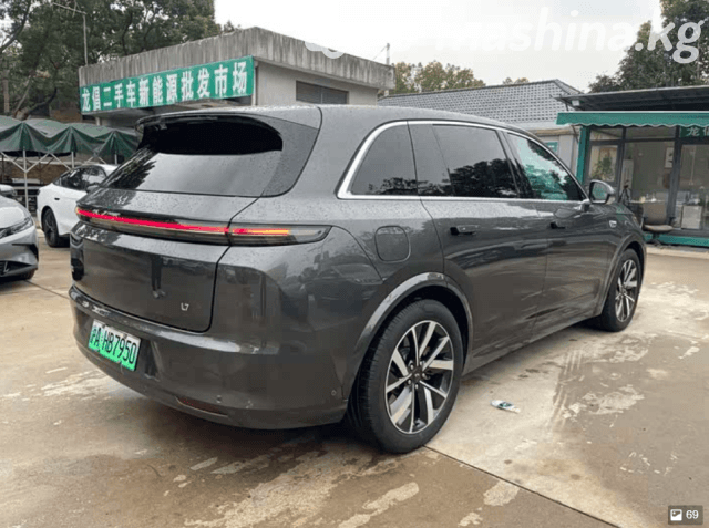 LiXiang L7 Max 1.5hyb AT 4WD
