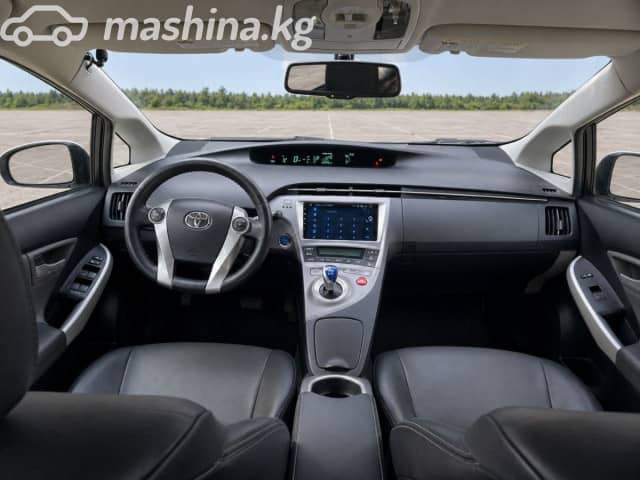 Toyota Prius III (XW30) 1.8hyb AT