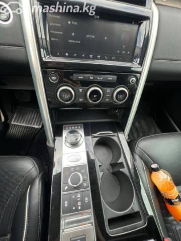 Land Rover Discovery V 3.0d AT 4WD