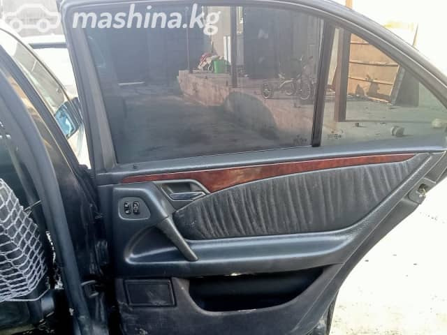 Mercedes-Benz E-Класс II (W210, S210) 240 2.4 AT