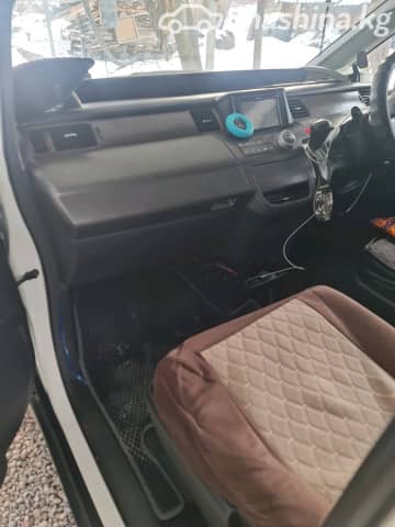 Honda Stepwgn III 2.0 AT