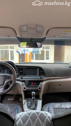 Hyundai Elantra VI (AD) 2.0 AT