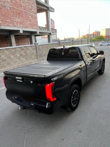 Toyota Tundra III CrewMax 3.5 AT 4WD