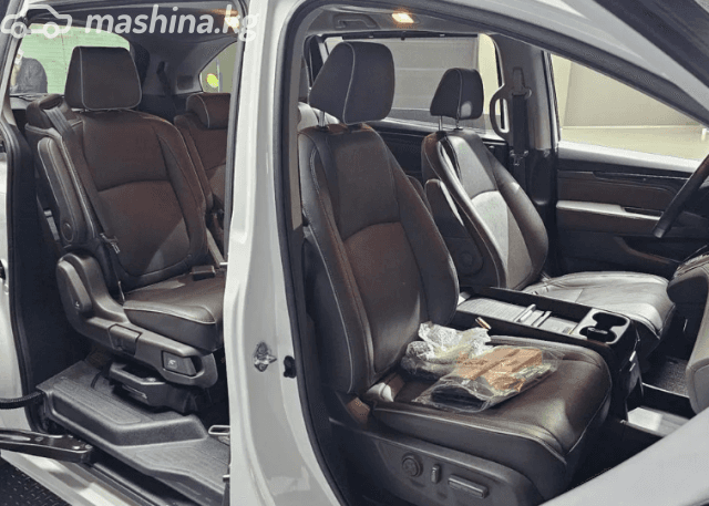 Honda Odyssey V Рестайлинг 2 2.4 CVT 4WD