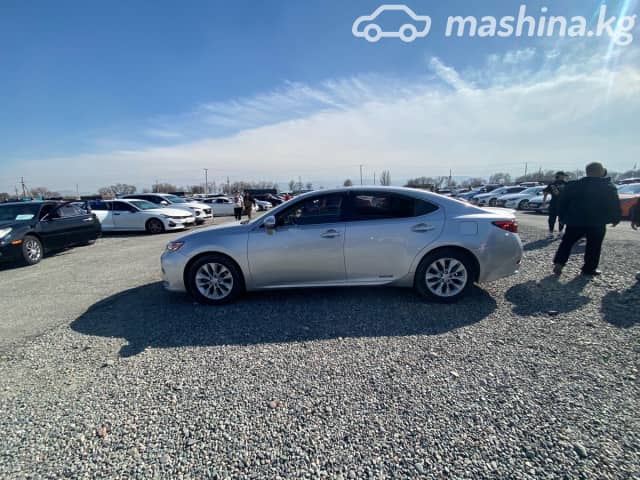 Lexus ES VI 300h 2.5hyb CVT