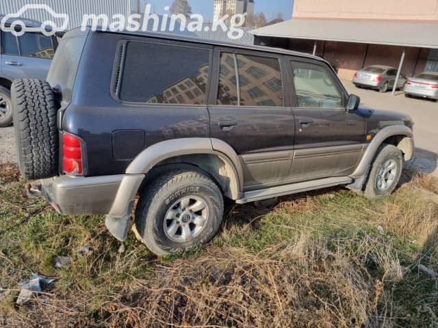 Nissan Patrol V (Y61) 3.0d MT 4WD