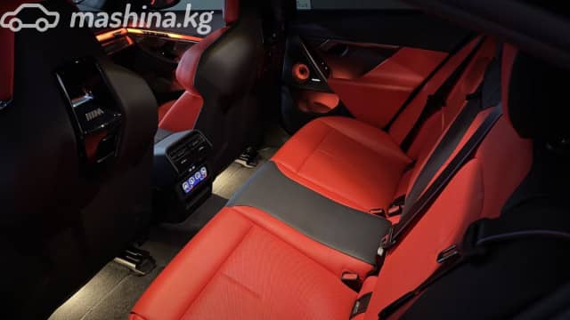 BMW M5 VII (G90) 4.4hyb AT 4WD
