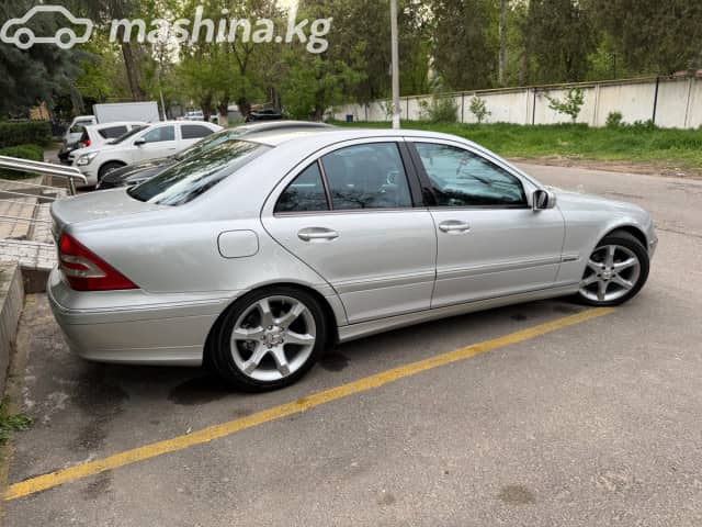 Mercedes-Benz C-Класс II (W203) Рестайлинг 230 1.8 AT