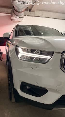 Volvo XC40 I 2.0 AT 4WD