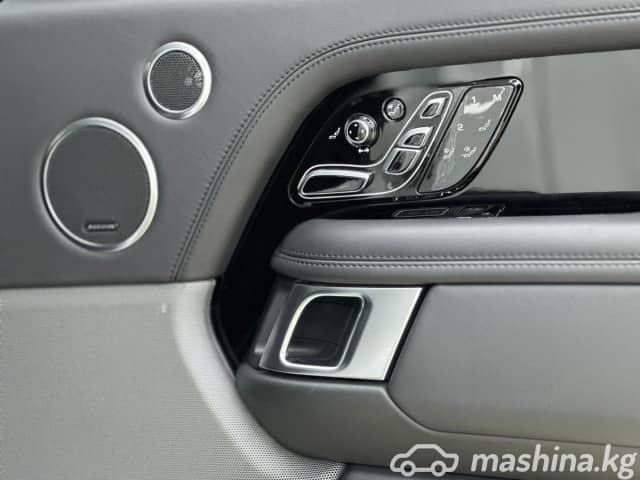 Land Rover Range Rover IV Рестайлинг 4.4d AT 4WD