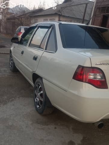 Daewoo Nexia I Рестайлинг 1.5 MT