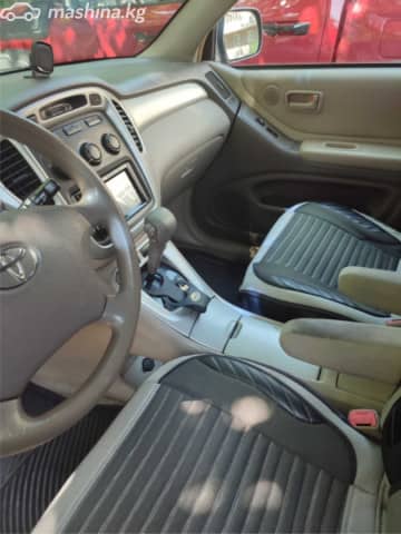 Toyota Highlander I (U20) Рестайлинг 3.3 AT 4WD
