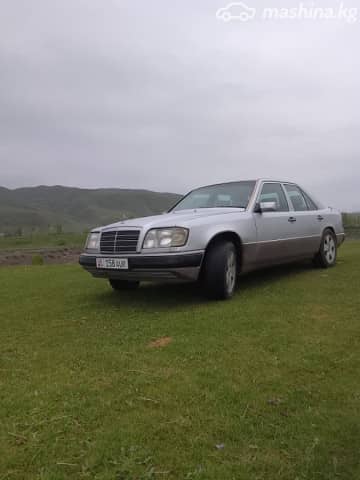 Mercedes-Benz E-Класс I (W124) 220 2.2 MT