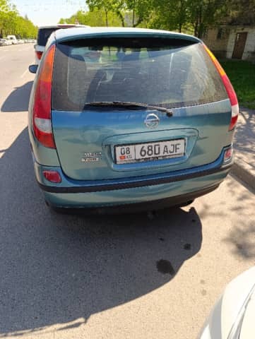 Nissan Almera Tino 1.8 MT