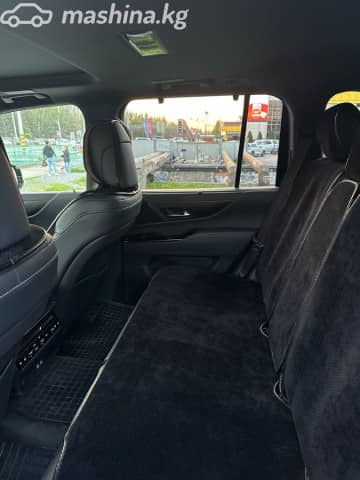 Lexus LX IV 600 3.5 AT 4WD
