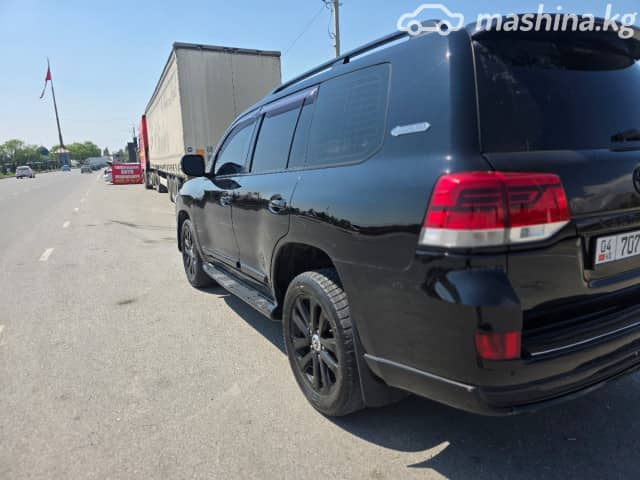 Toyota Land Cruiser 200 Series 4.7 AT 4WD