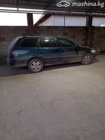 Toyota Avensis I 1.8 MT