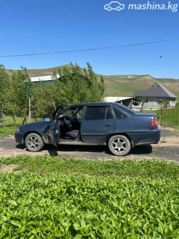 Daewoo Nexia I Рестайлинг 1.5 MT