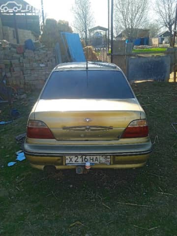 Daewoo Nexia I 1.5 MT