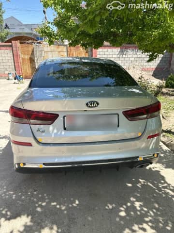 Kia K5 III LPi 2.0 AT