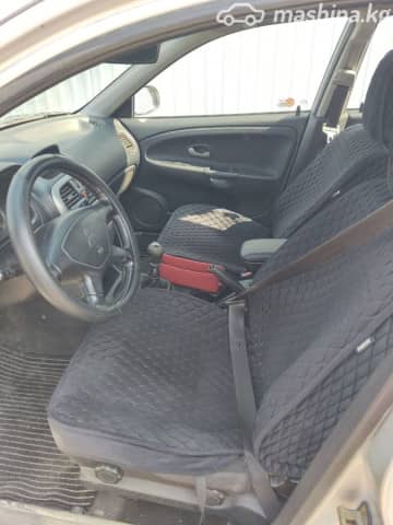 Mitsubishi Carisma 1.6 MT