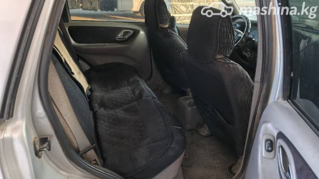 Mazda Tribute I 2.0 MT 4WD