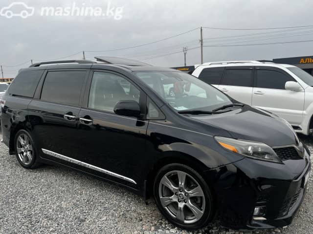 Toyota Sienna III Рестайлинг 2 3.5 AT 4WD