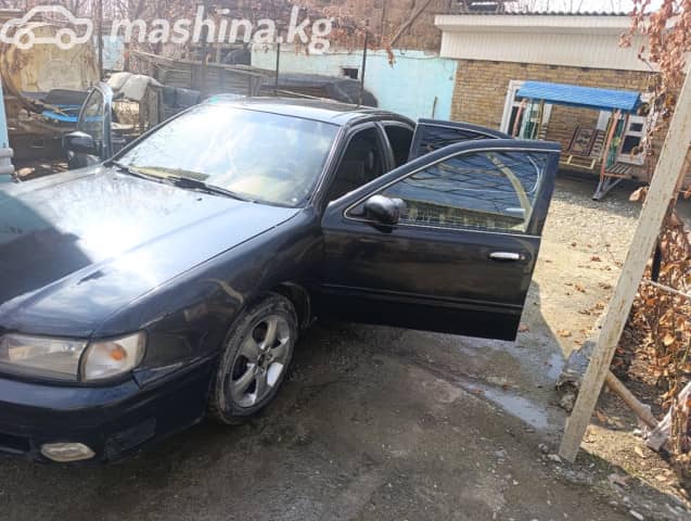 Nissan Maxima IV (A32) 2.0 MT