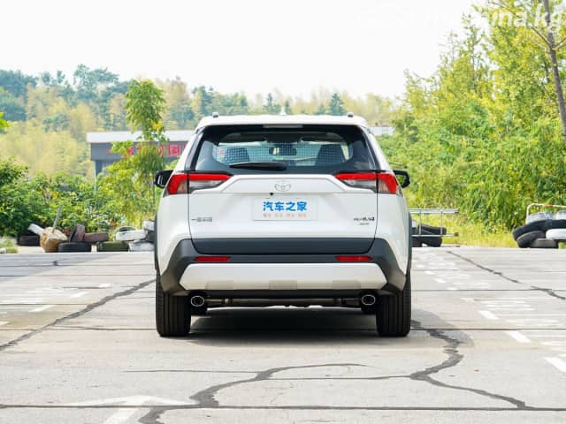Toyota RAV4 V (XA50) 2.5 AT
