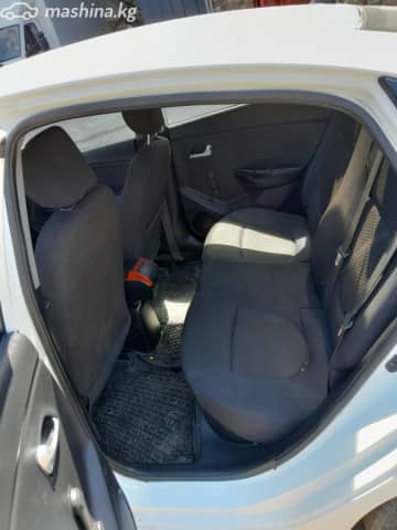 Kia Rio III 1.4 MT