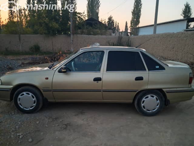 Daewoo Nexia I 1.5 MT