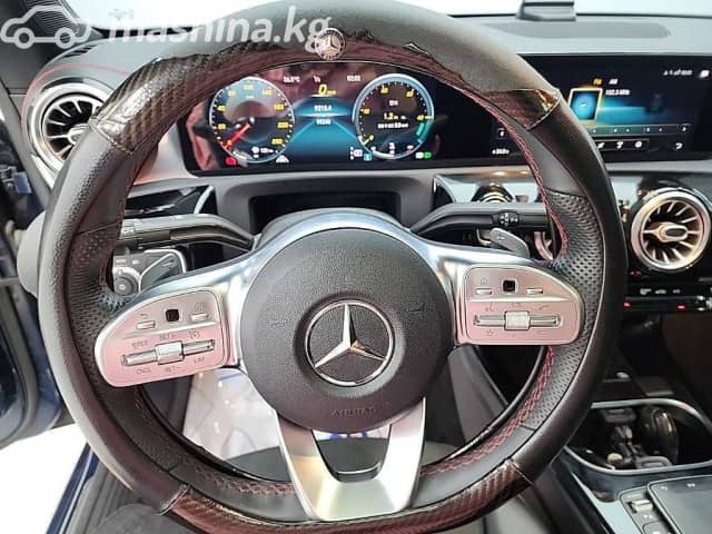 Mercedes-Benz CLA II (C118, X118) 250 2.0 AMT 4WD