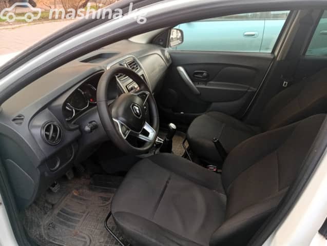 Renault Logan II Рестайлинг 1.6 MT