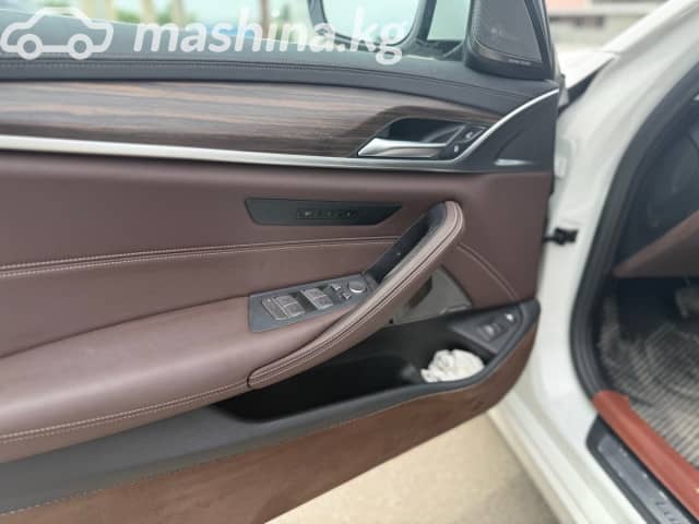 BMW 5 серии VII (G30/G31) Рестайлинг 530e 2.0hyb AT