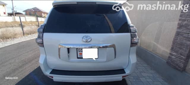 Toyota Land Cruiser Prado 150 Series 4.0 AT 4WD