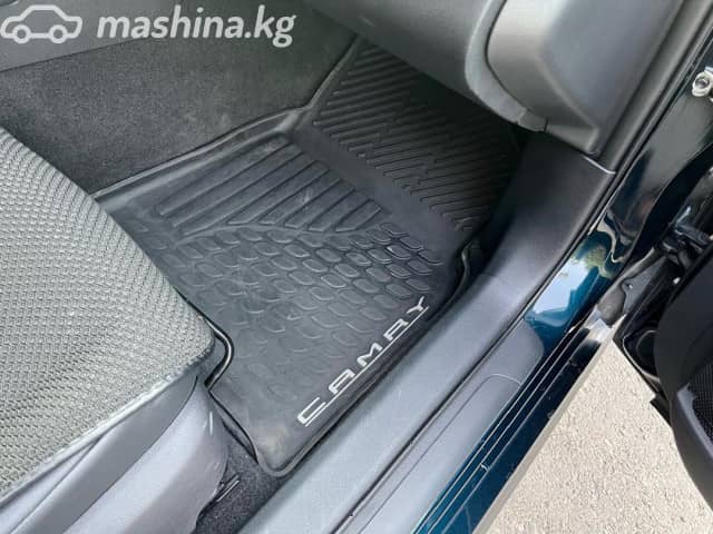 Toyota Camry VIII (XV70) 2.5 AT
