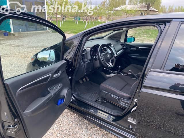 Honda Fit III Рестайлинг 1.5 MT