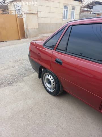 Daewoo Nexia I Рестайлинг 1.5 MT