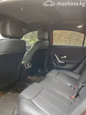 Mercedes-Benz A-Класс IV (W177) Рестайлинг 200 1.3 AMT