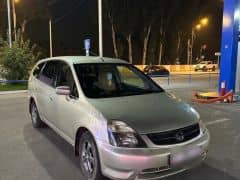 Honda Stream I 1.7 AT