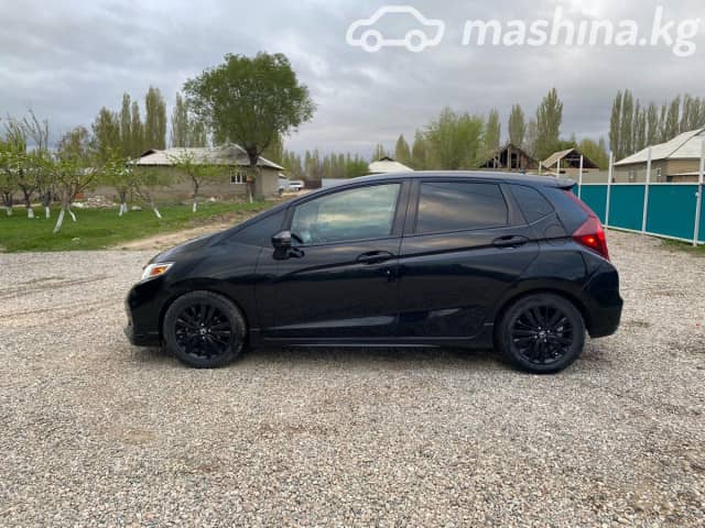 Honda Fit III Рестайлинг 1.5 MT