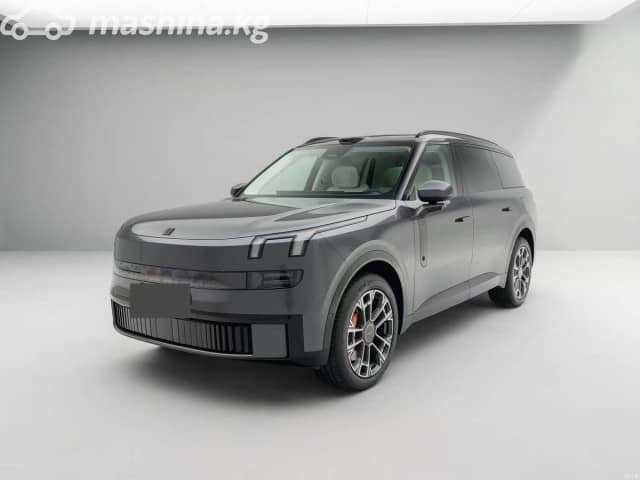 Lynk & Co 900 2.0hyb AT 4WD