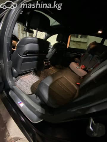 BMW 7 серии VI (G11/G12) 750i 4.4 AT