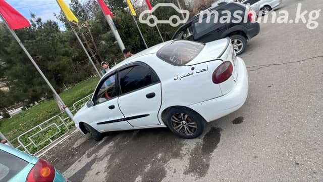 Daewoo Lanos (Sens) 1.6 MT