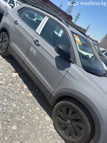 Volkswagen Tharu XR 300 TSI 1.5 AMT