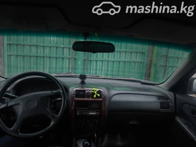 Mazda 626 V (GF) 2.0 MT