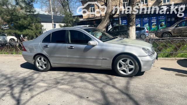 Mercedes-Benz C-Класс II (W203) 180 2.0 AT